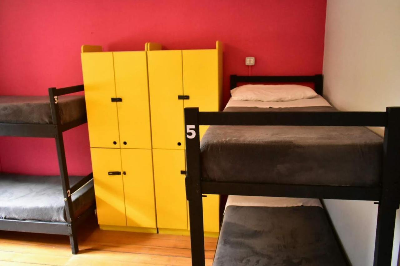 Cinerama Hostel Сан-Карлос-де-Барилоче Экстерьер фото