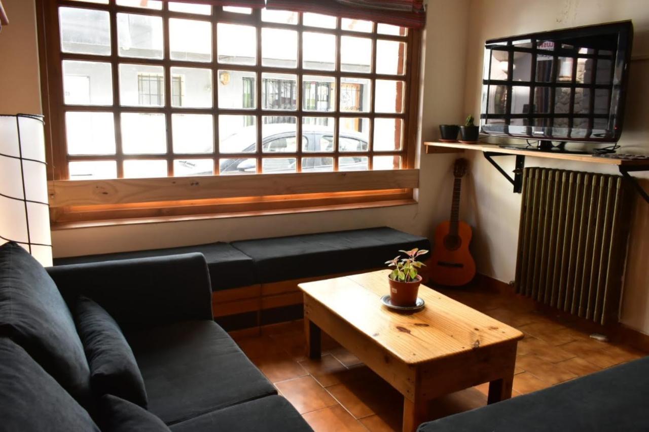 Cinerama Hostel Сан-Карлос-де-Барилоче Экстерьер фото
