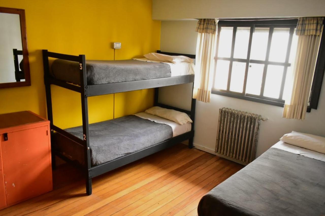 Cinerama Hostel Сан-Карлос-де-Барилоче Экстерьер фото