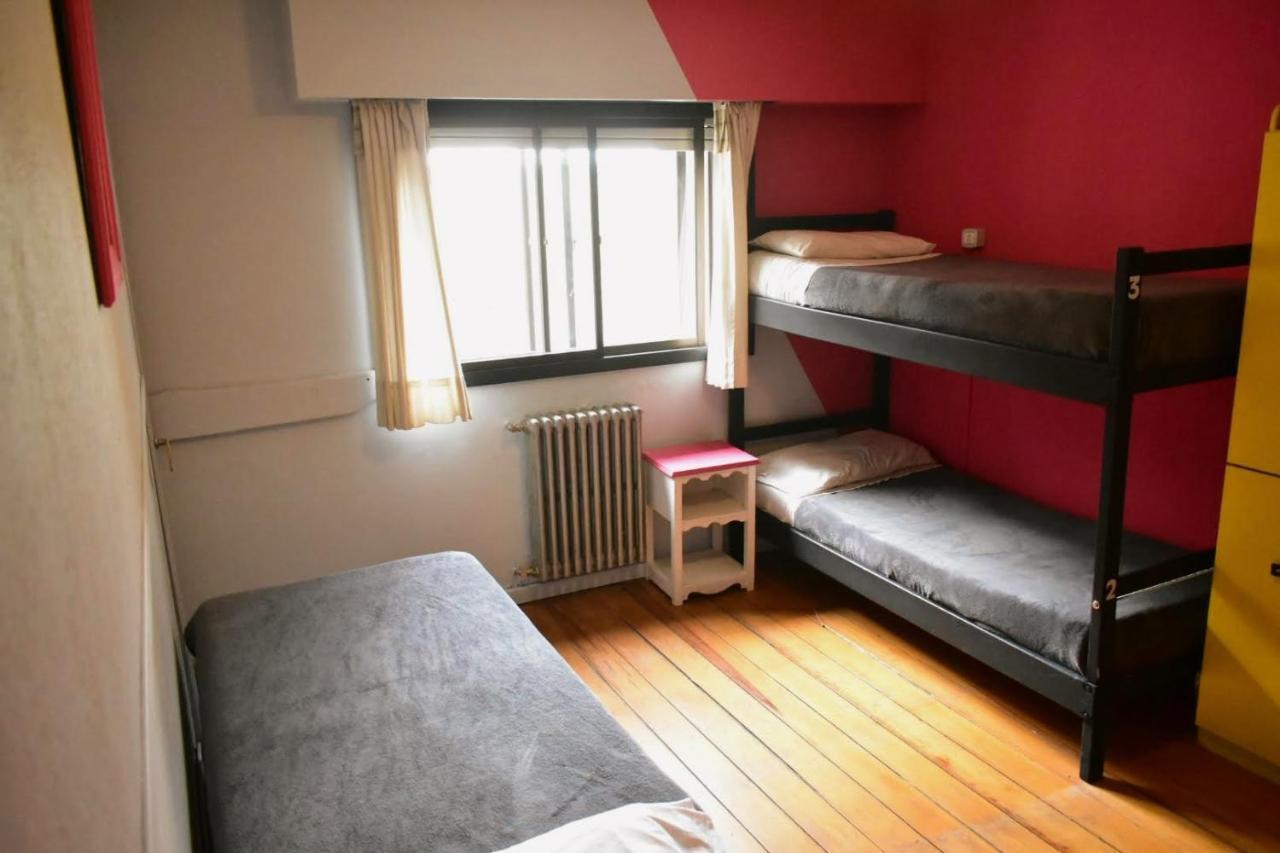 Cinerama Hostel Сан-Карлос-де-Барилоче Экстерьер фото