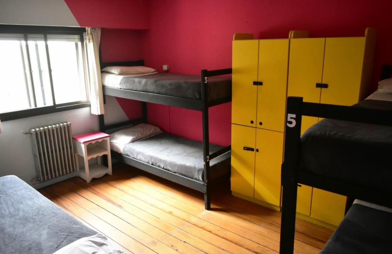 Cinerama Hostel Сан-Карлос-де-Барилоче Экстерьер фото