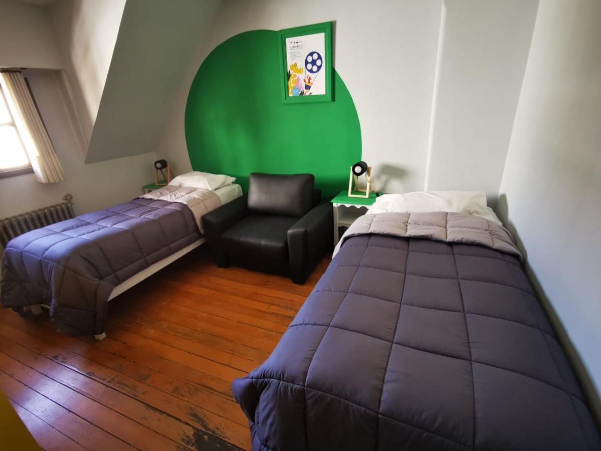 Cinerama Hostel Сан-Карлос-де-Барилоче Экстерьер фото