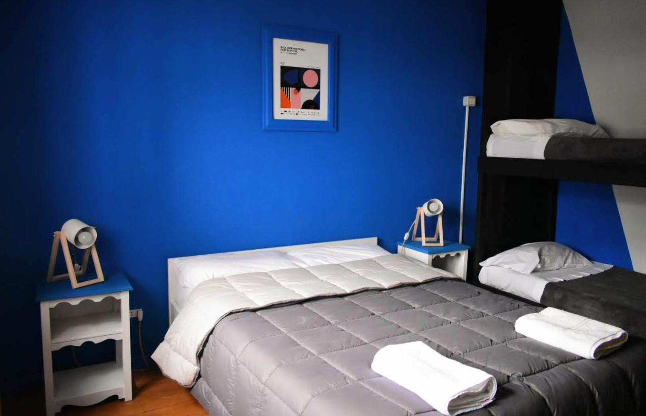 Cinerama Hostel Сан-Карлос-де-Барилоче Экстерьер фото